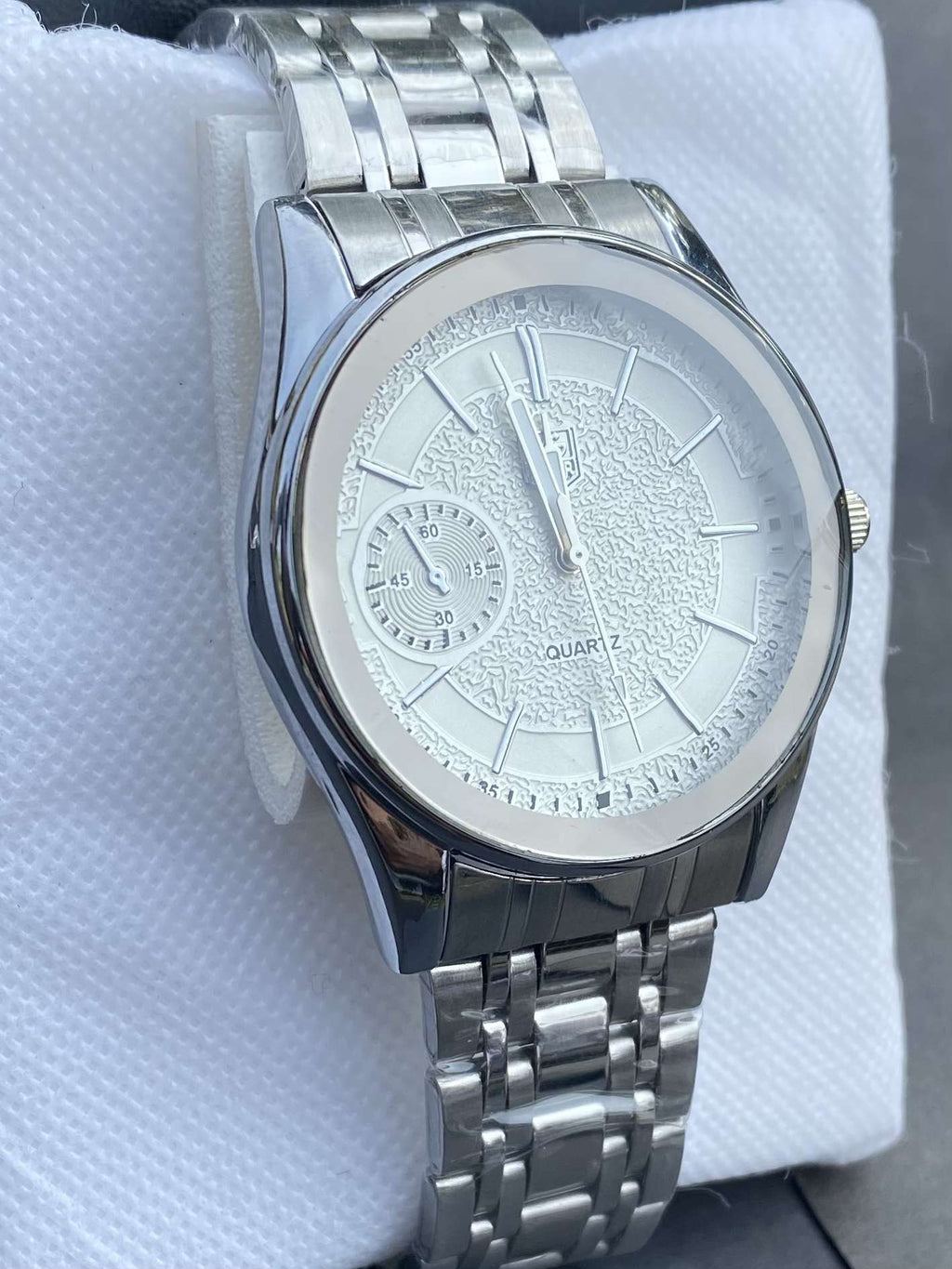 Quartz Classic Silver & White Watch