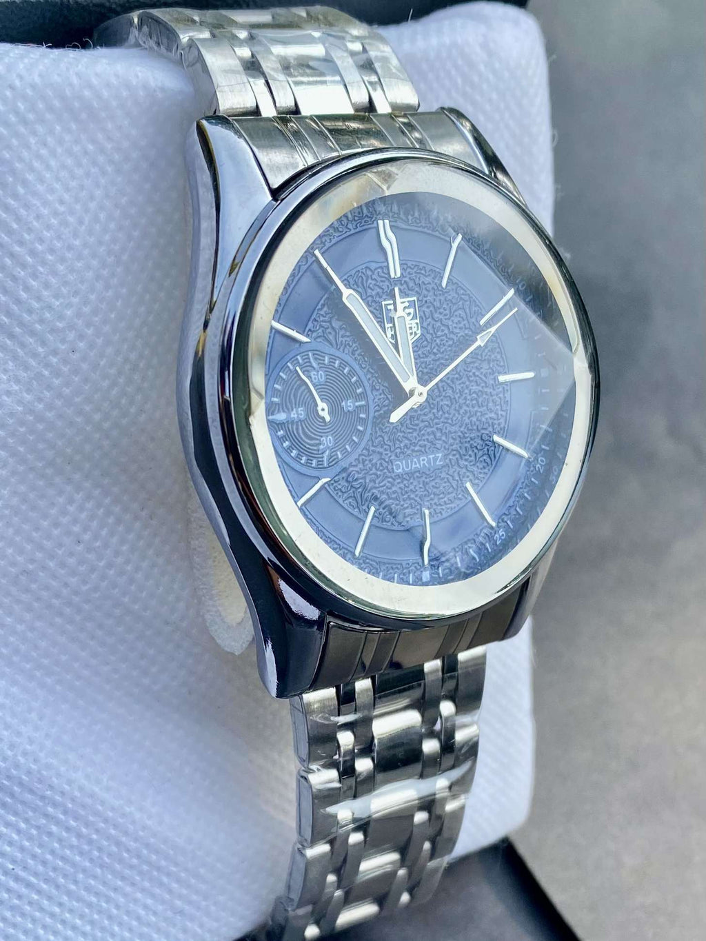 Quartz Classic Silver Watch