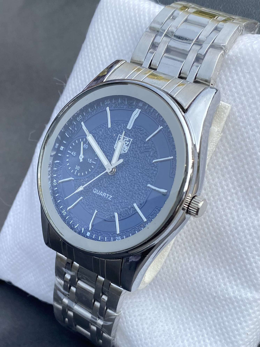 Quartz Classic Silver Watch